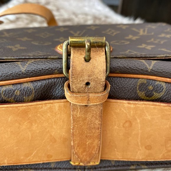 Louis Vuitton Crossbody Cartouchiere PM - Picture 6 of 16